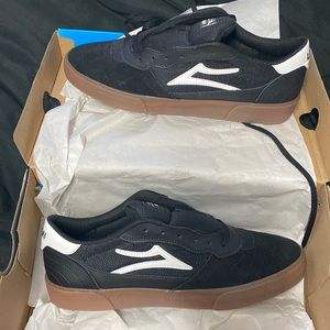 Lakai Cambridge skate shoe black gum